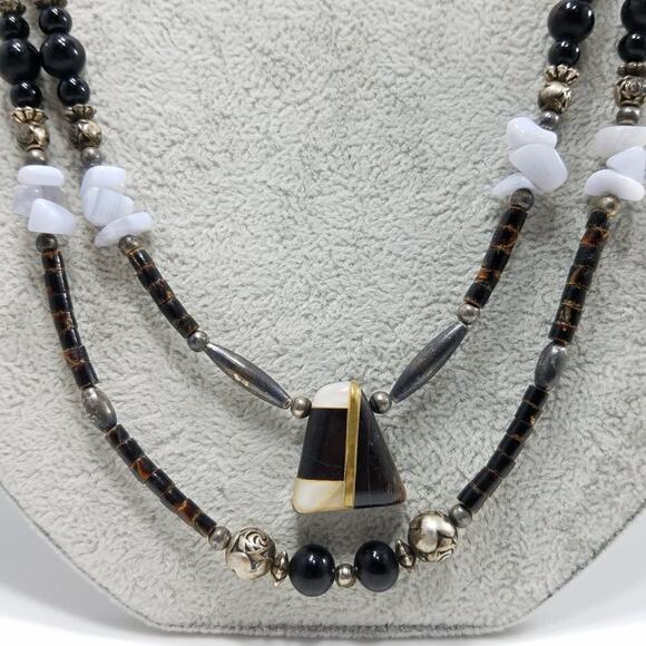 Vintage Artisan Gemstone Natural Bead Necklace, Quartz Shell Wood, 23 Inches - Picture 10 of 10